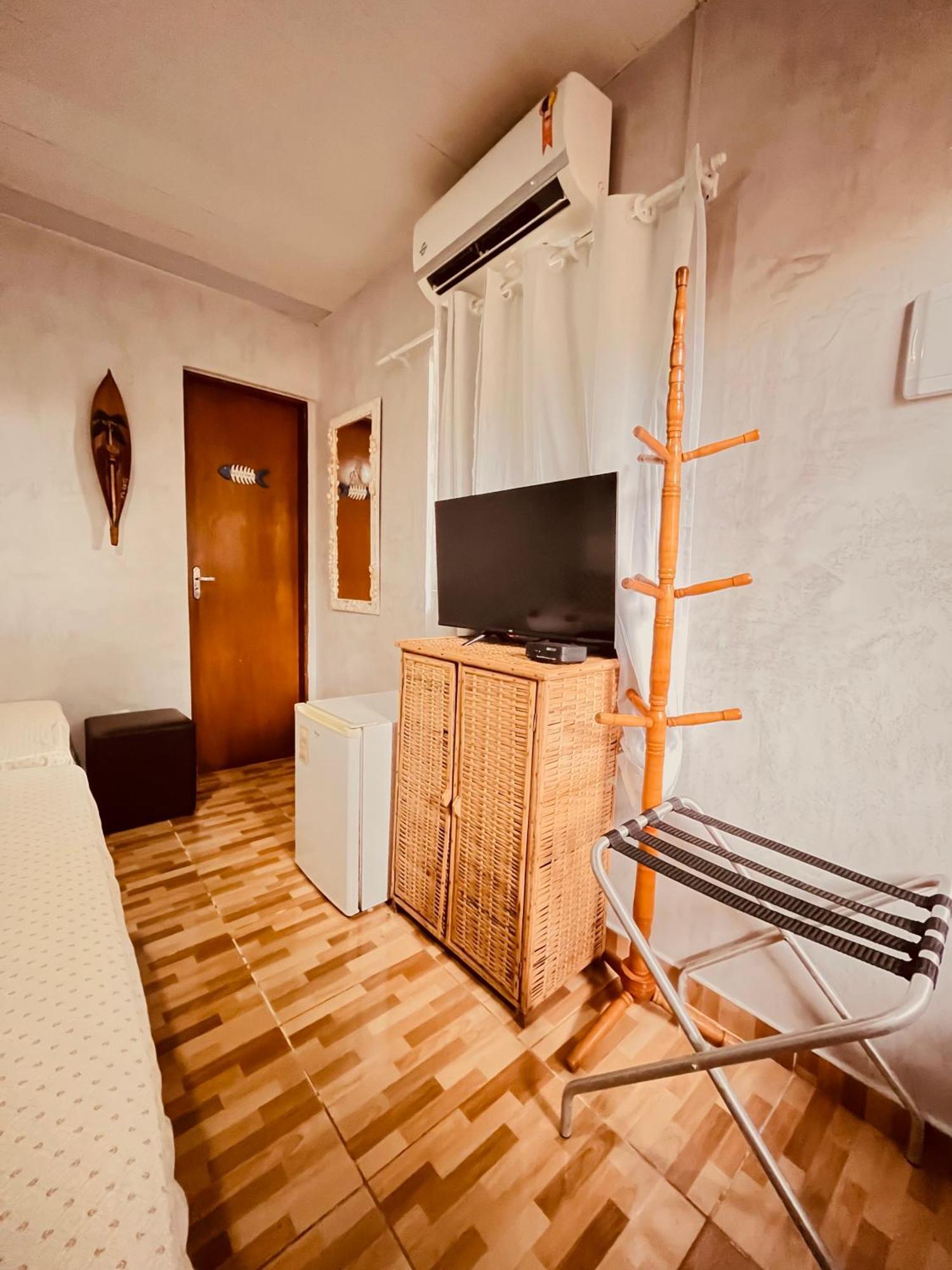 Quarto com Cama de Casal ou 2 de Solteiro